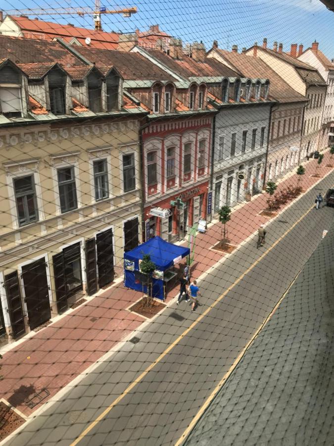 塞格德Dom Square-Centrum-Free Parking公寓 外观 照片